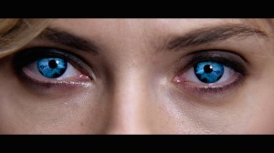 lucy-2014-movie-screenshot-blue-eyes